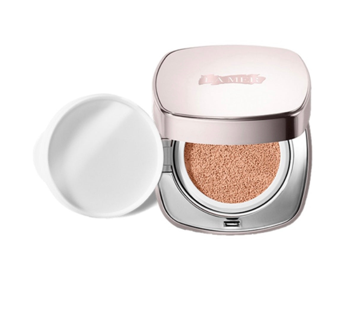 La Mer Luminous Lifting Cushion Foundation SPF 20